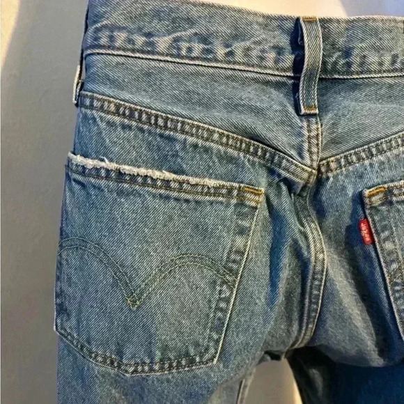 Vintage Levi 501 - Picture 8 of 14